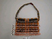 藏品(珠飾背袋)的圖片